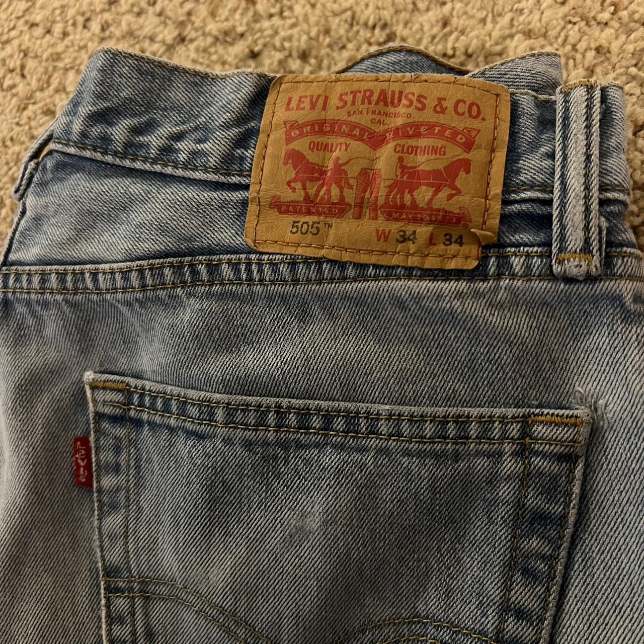 item listed by elleleary