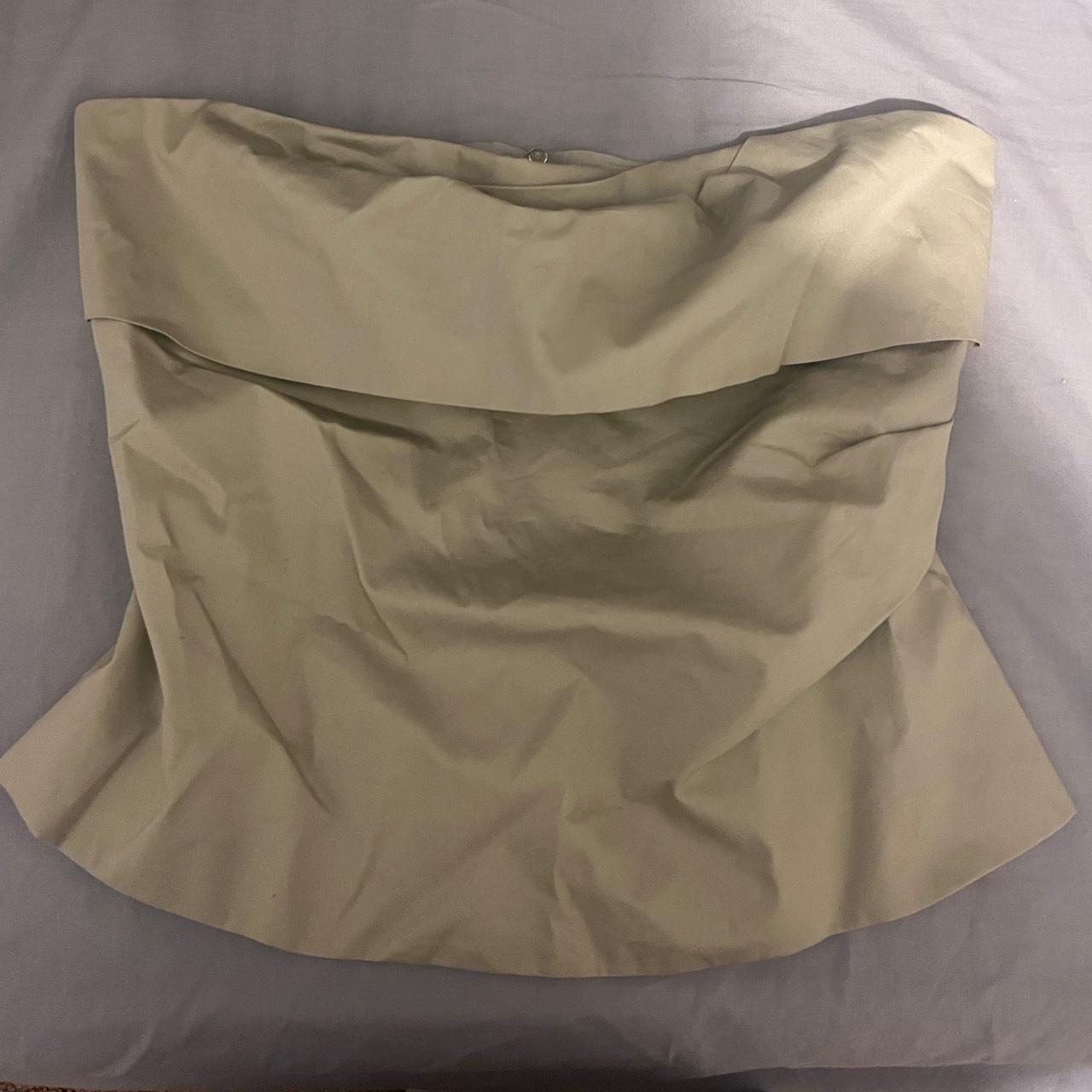 item listed by ariyass