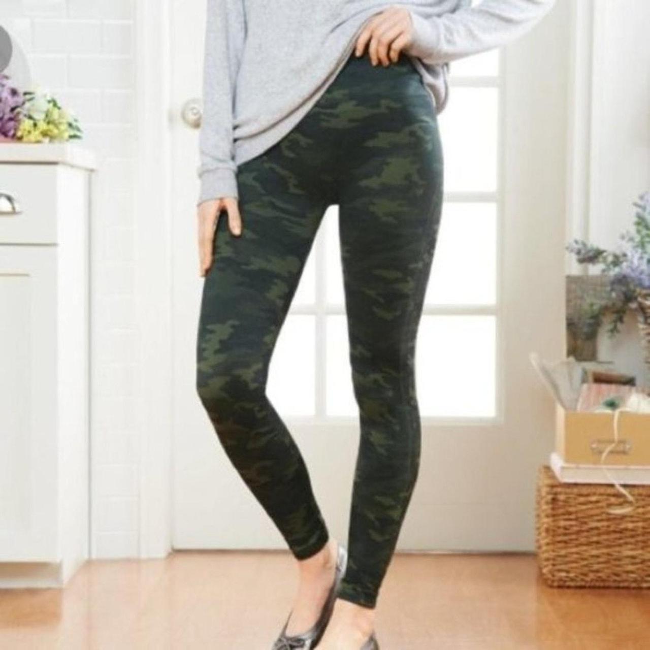 Spanx Women s Look At Me Now Green Camo Leggings