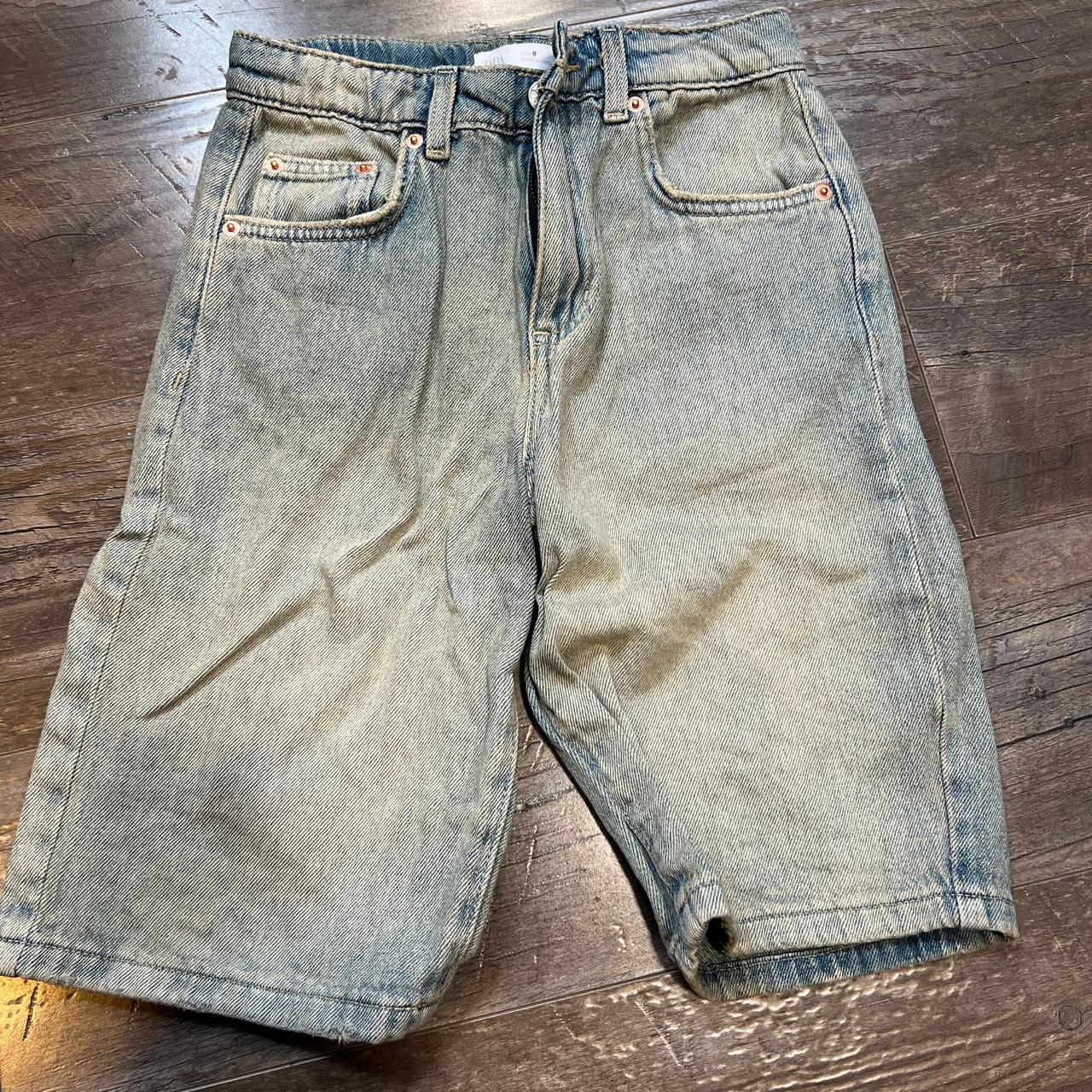 item listed by brenia2u
