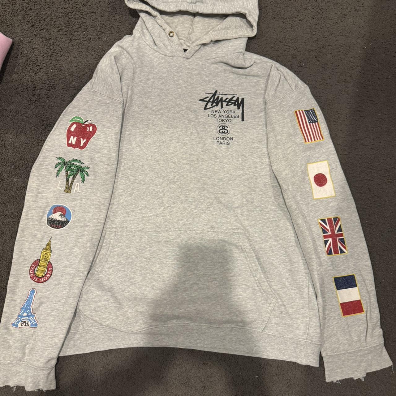 Vintage stussy hoodie in a small,comfortable fit Depop