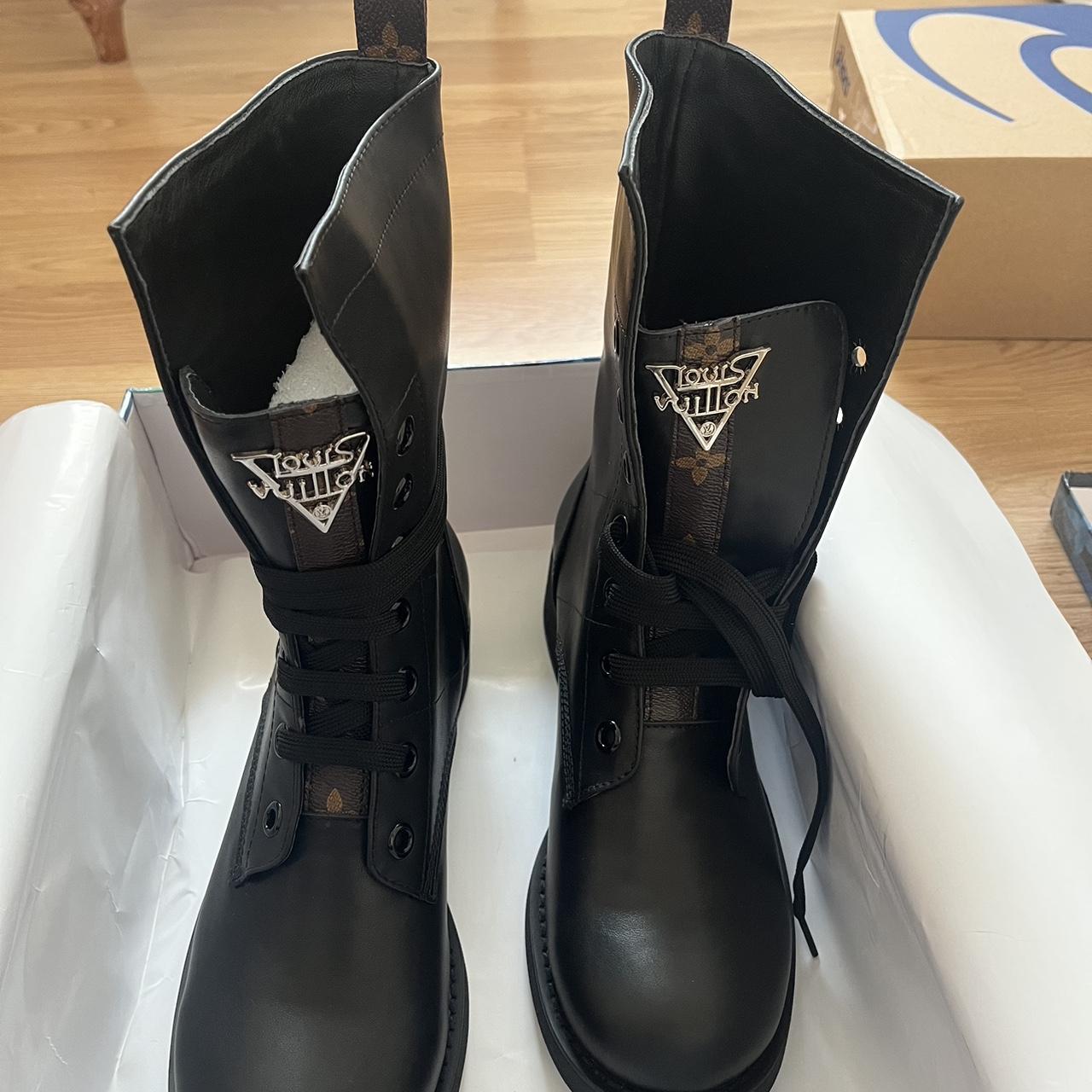 Soft sales biker boots