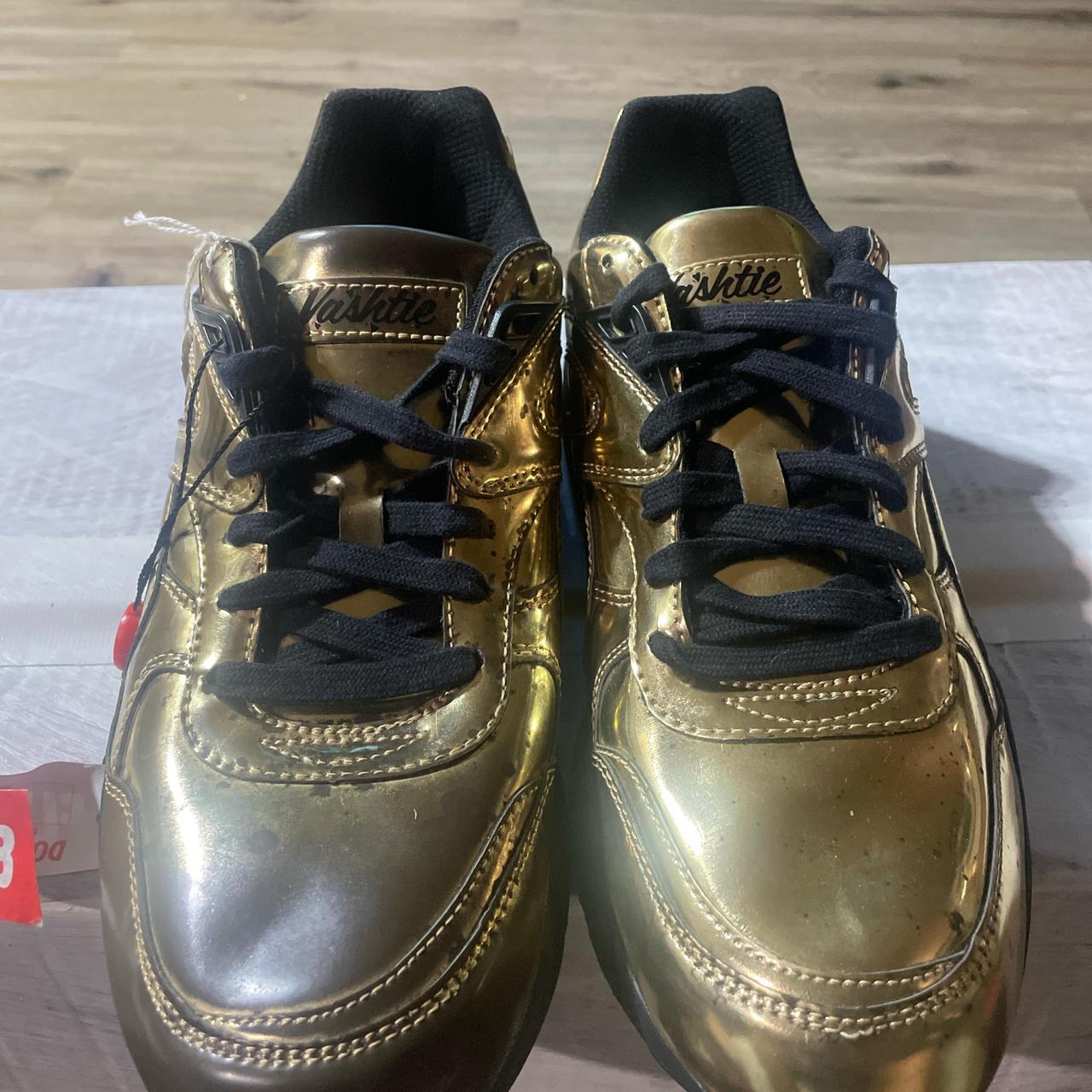 VASHTIE X R698 GOLD Puma size 9 men s with flight. Depop