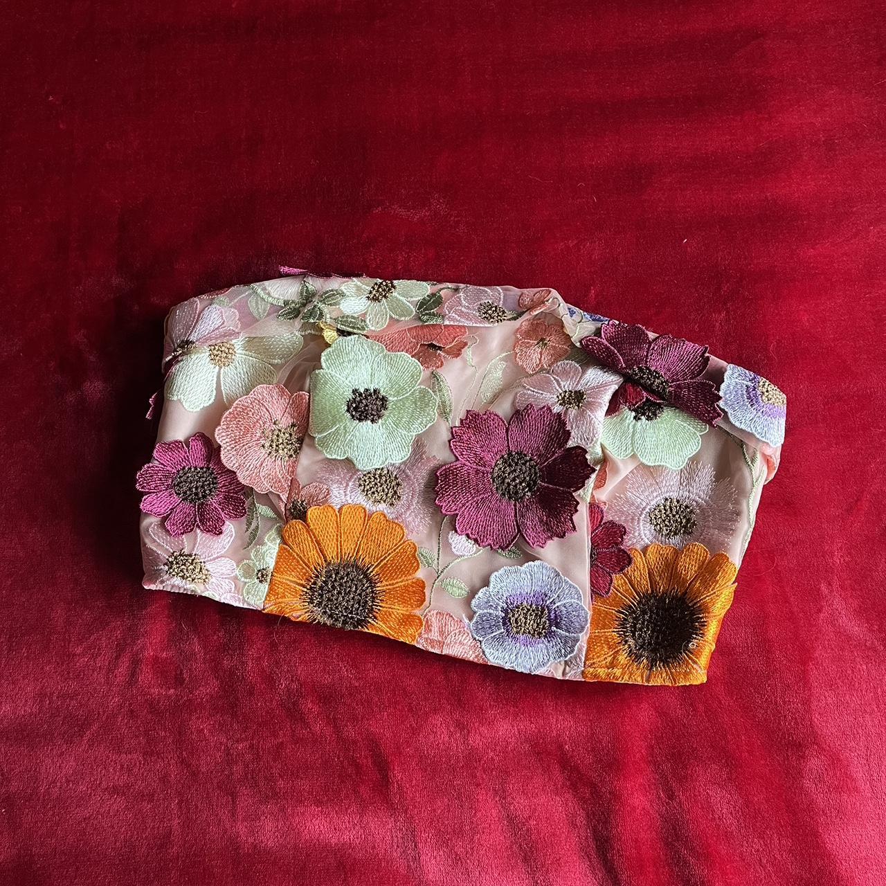 item listed by amelabonita