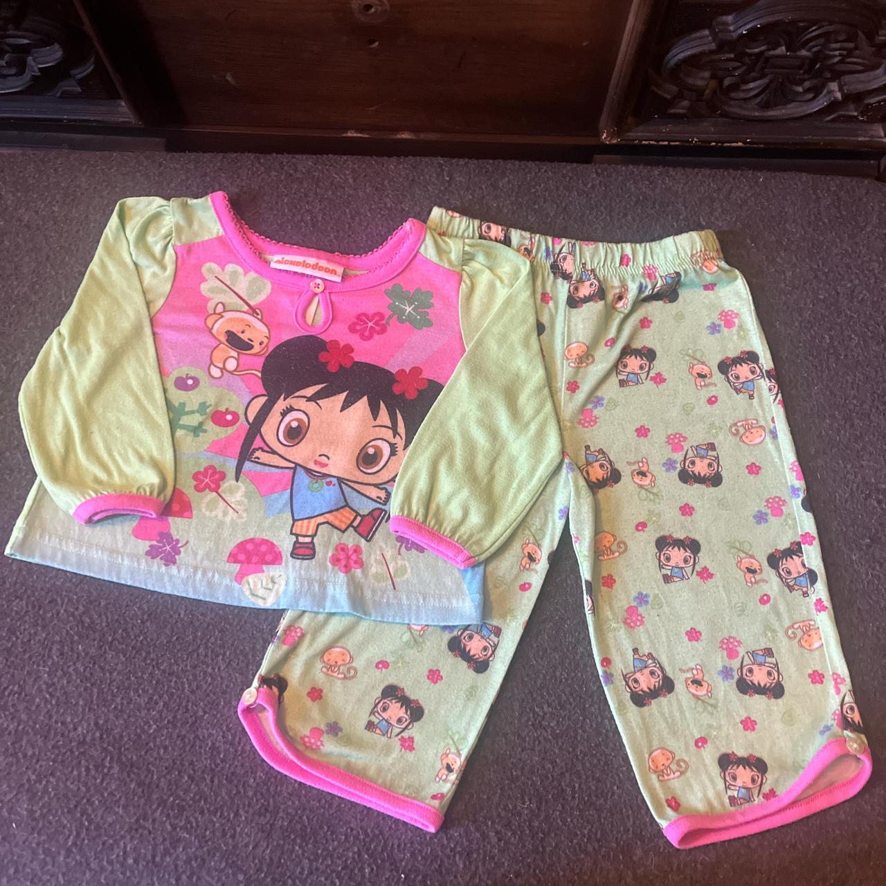 item listed by lisaporter1977