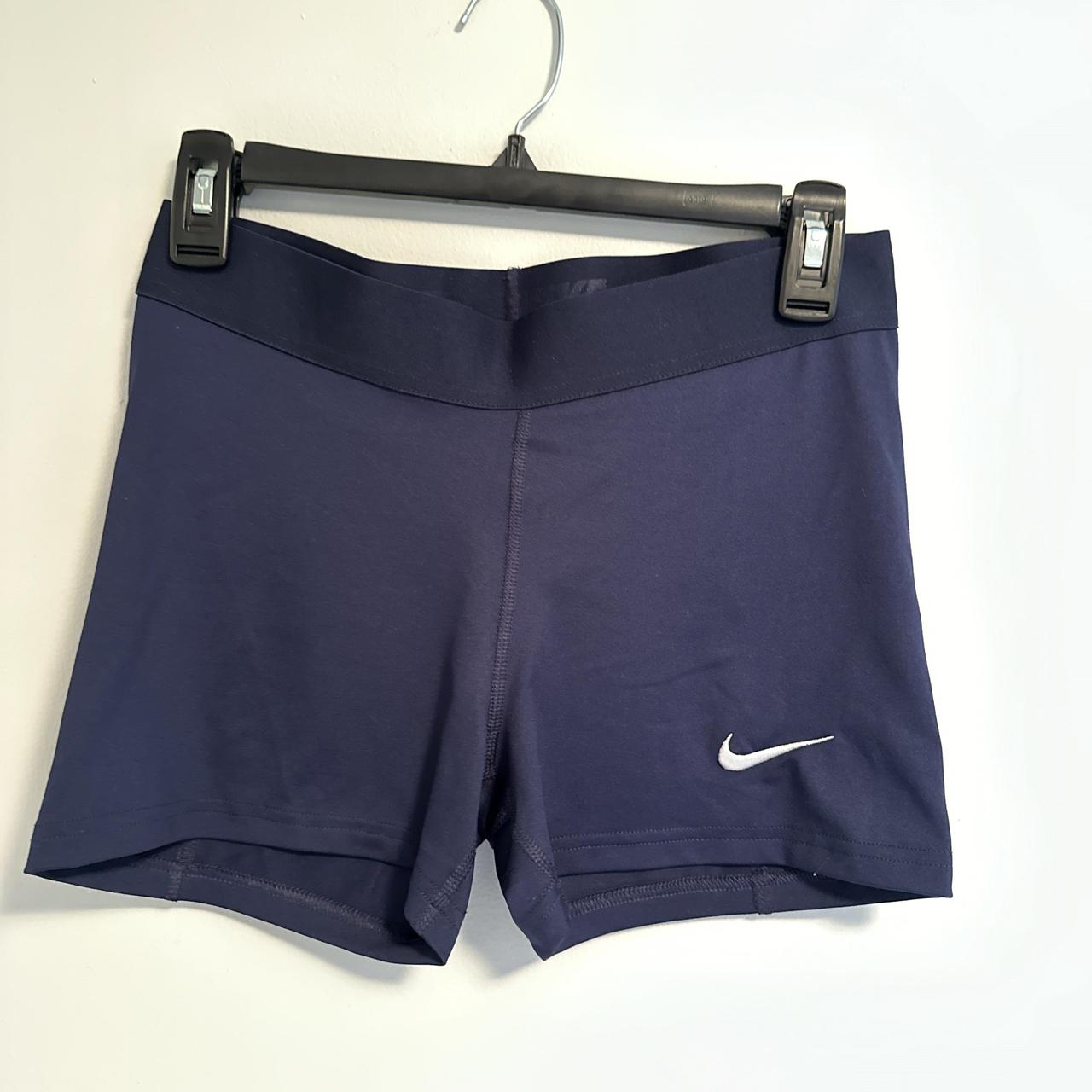 Navy blue Nike Pros size M - Depop