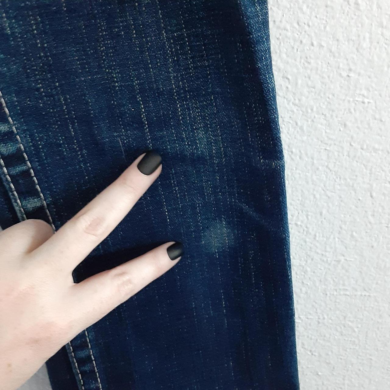 True Religion Women's Low rise Jeans - Blue - 28"… - image 4