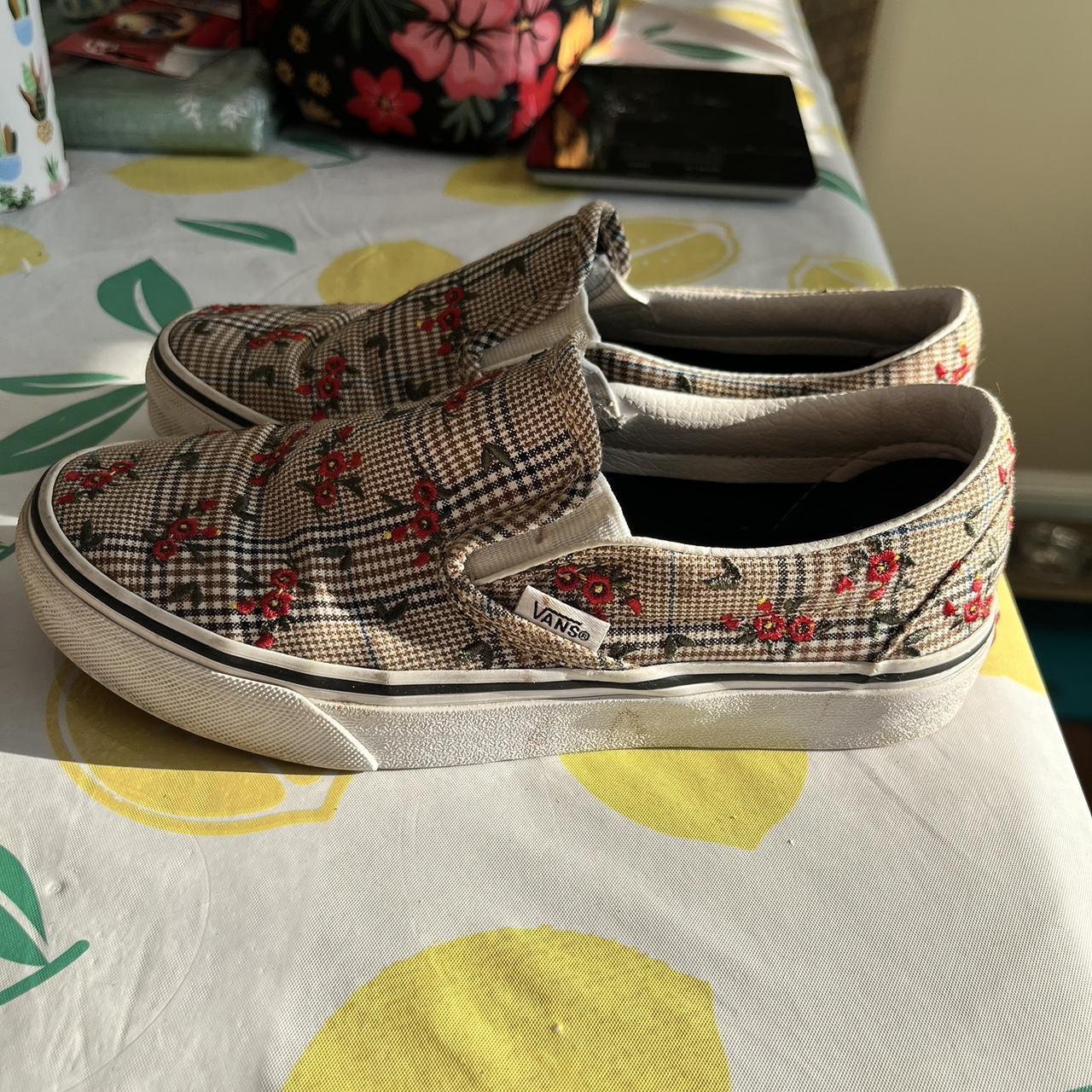 Vans with flowers embroidered hotsell