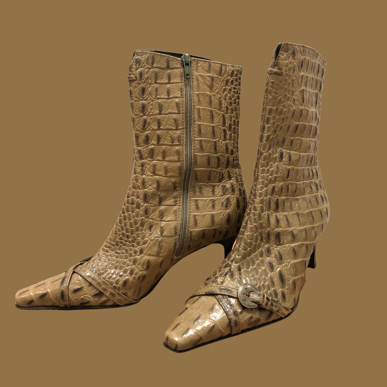 Wunderschöne Stiefel der Marke Peter Kaiser. Größe... - Depop