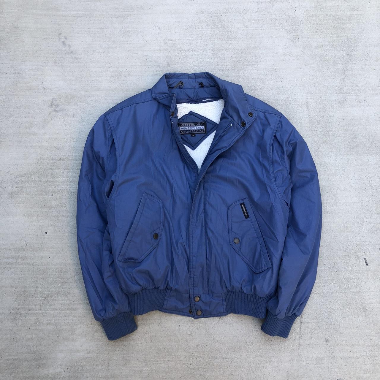 Store Vintage Members Only Navy Blue Jacket