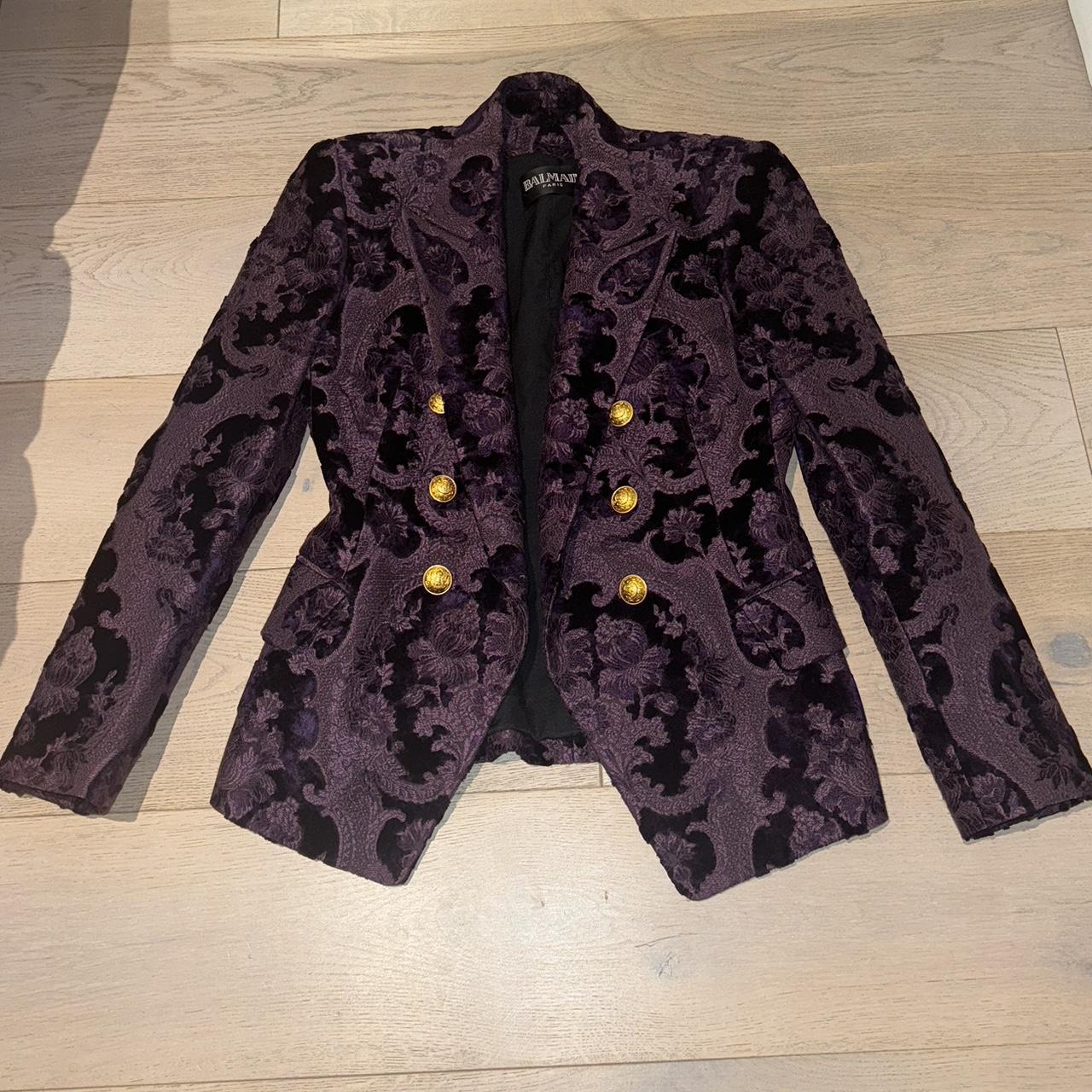 item listed by daniellaangel