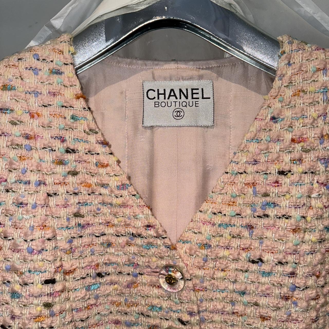 item listed by daniellaangel