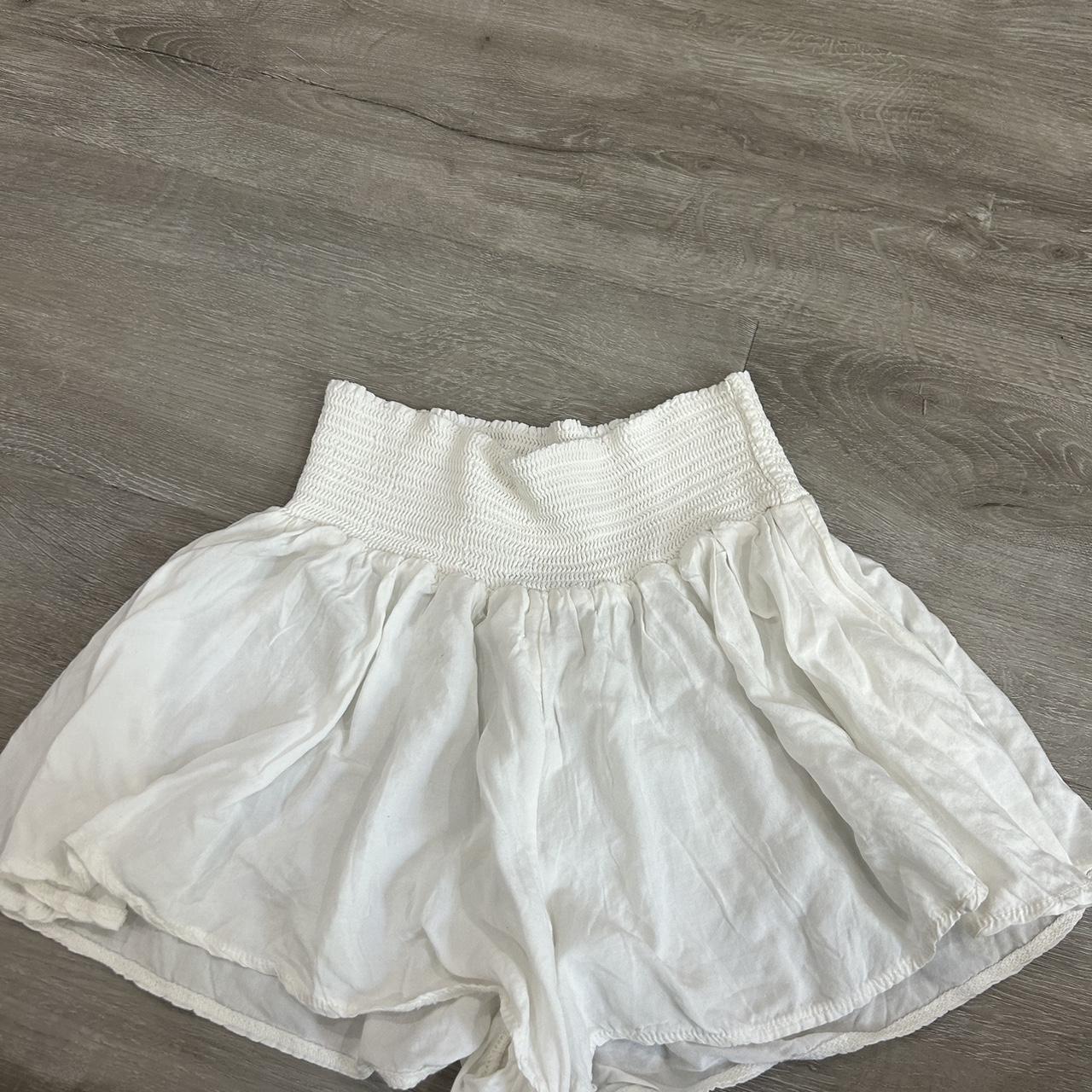 Brandy melville flowy shorts online