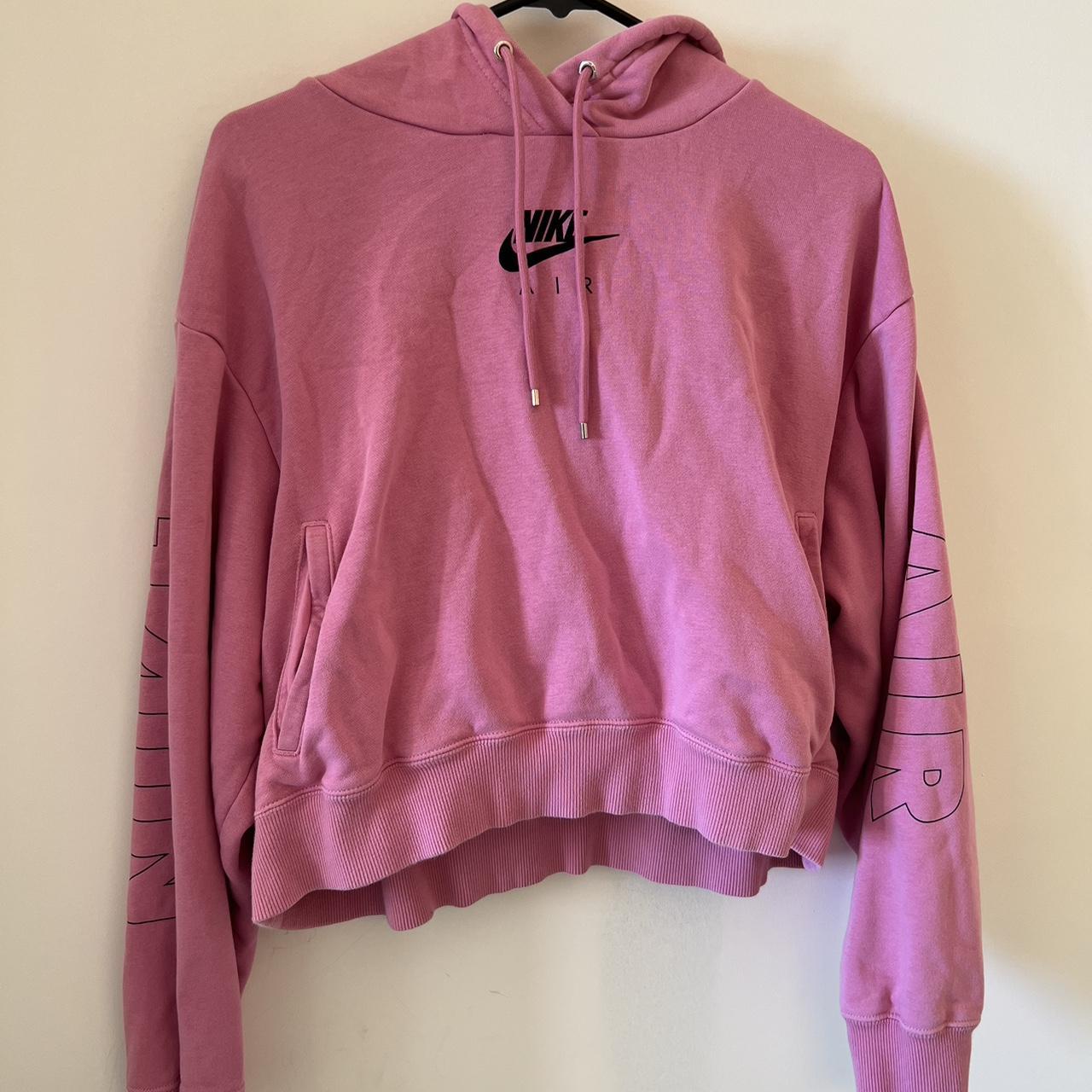 pink nike cropped hoodie