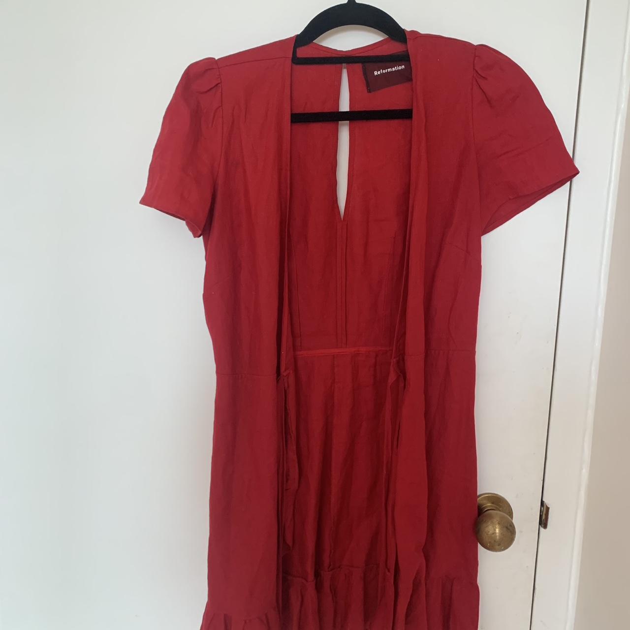 Reformation Sally linen mini So cute, Depop