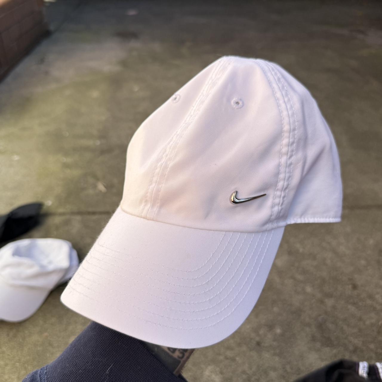 nike eshay hat