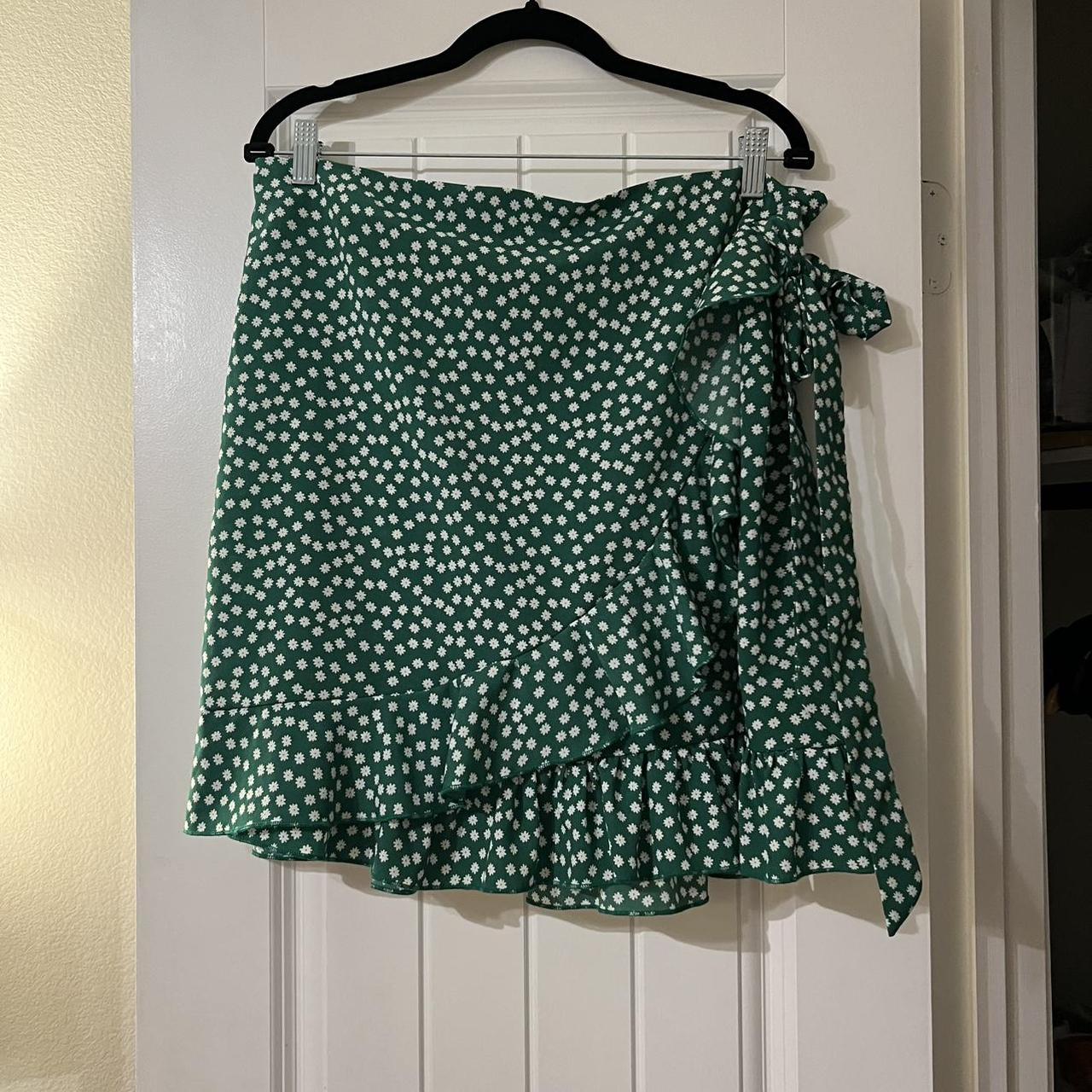 item listed by preloved_curves