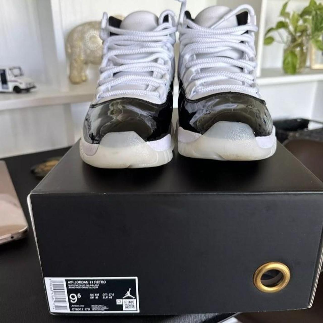 sneaker match tees shipping