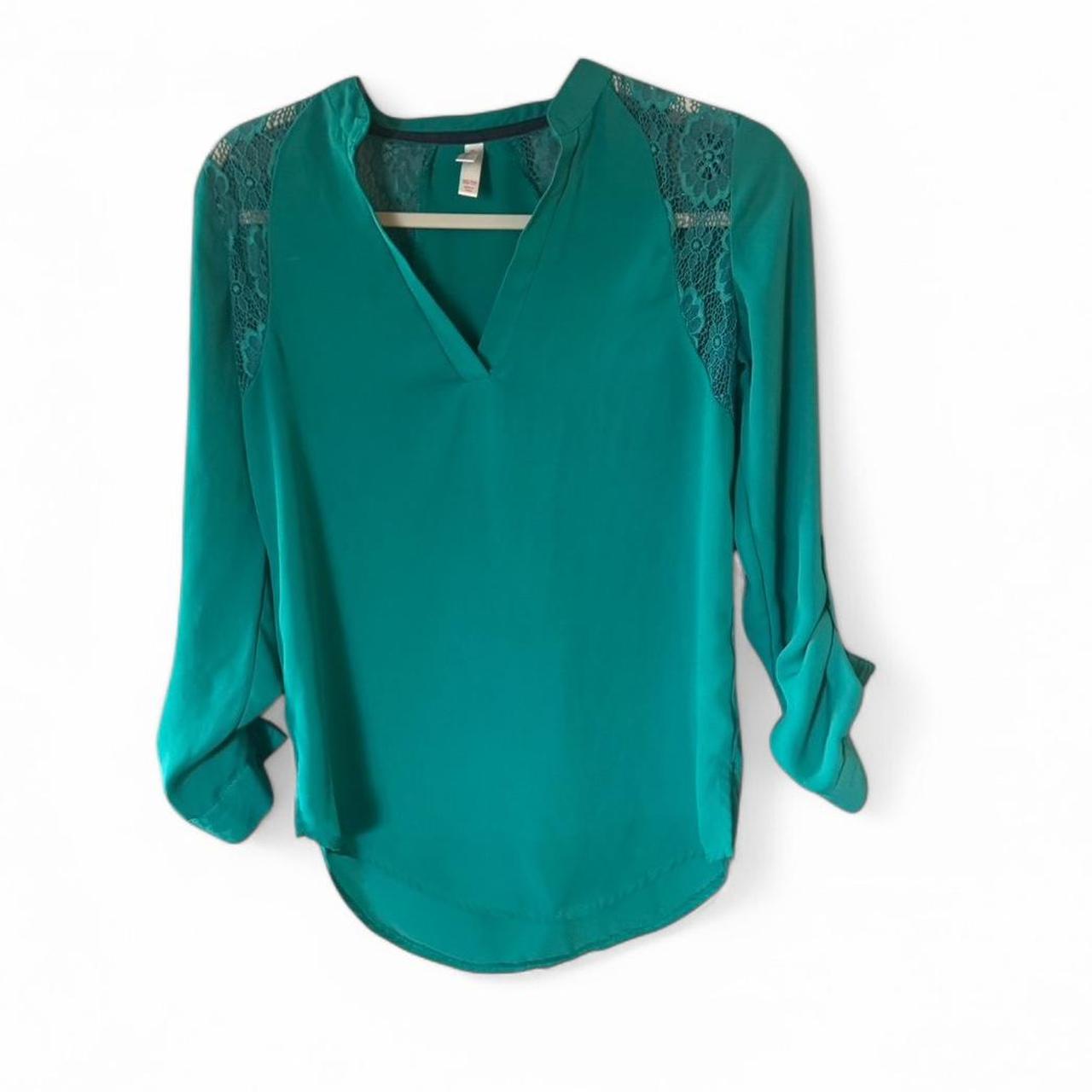 Xhilaration Women's Blouse - Green/Blue - XS – Xhilaration Teal Lace Back Blouse - Size …