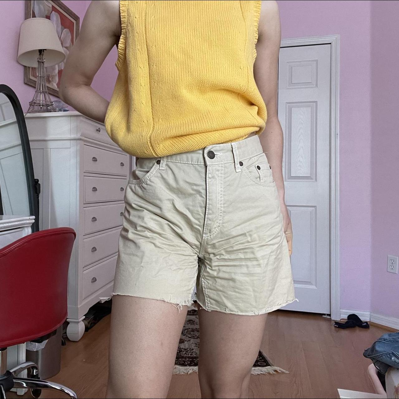 Cute khaki outlet shorts