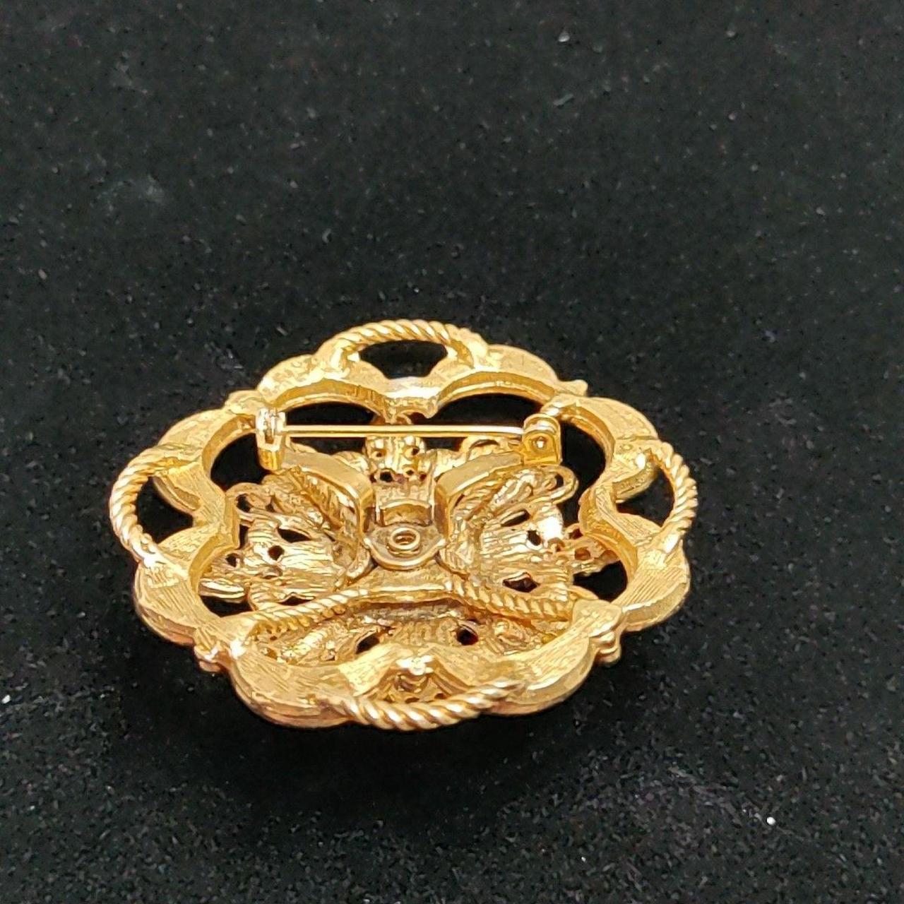 Source Unknown Women's Brooch - Red – This vintag… - image 4