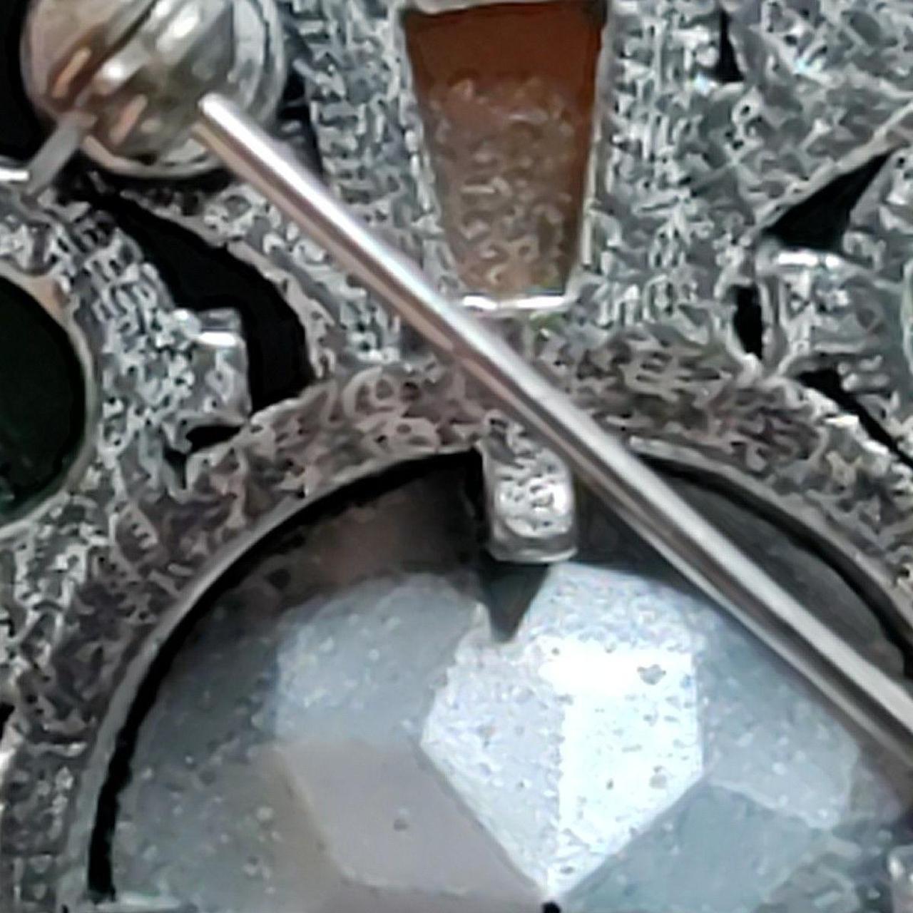 Source Unknown Women's Brooch - Multi – This vint… - image 4