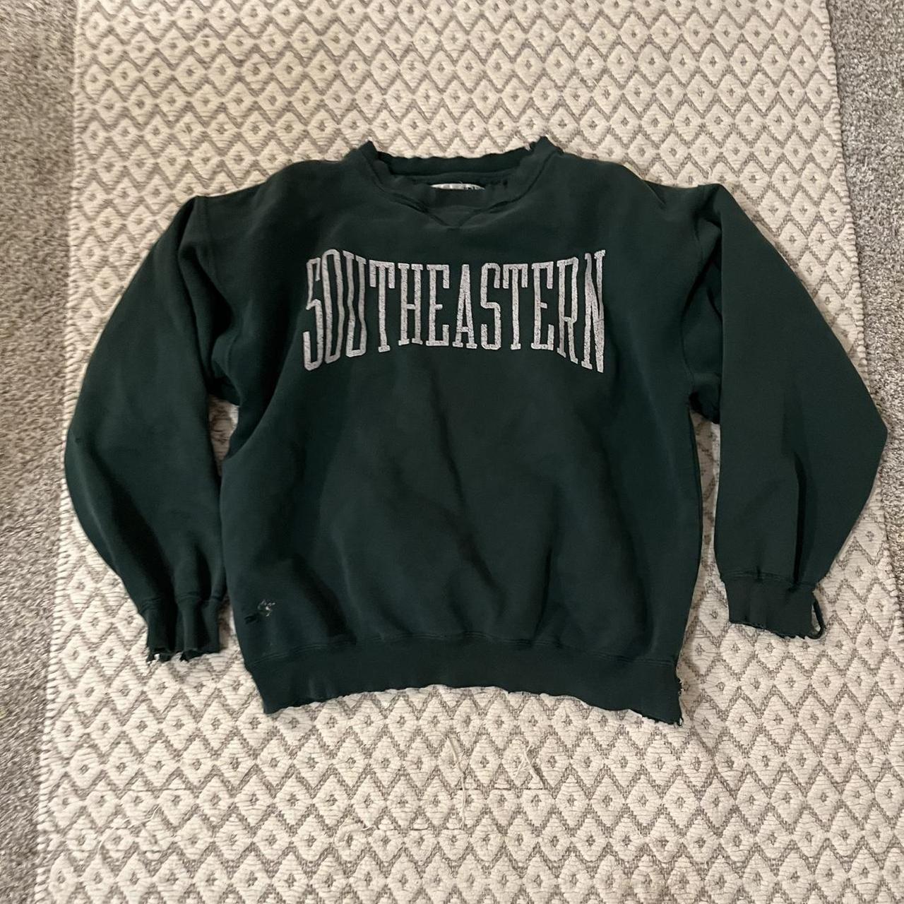item listed by vinoutside_