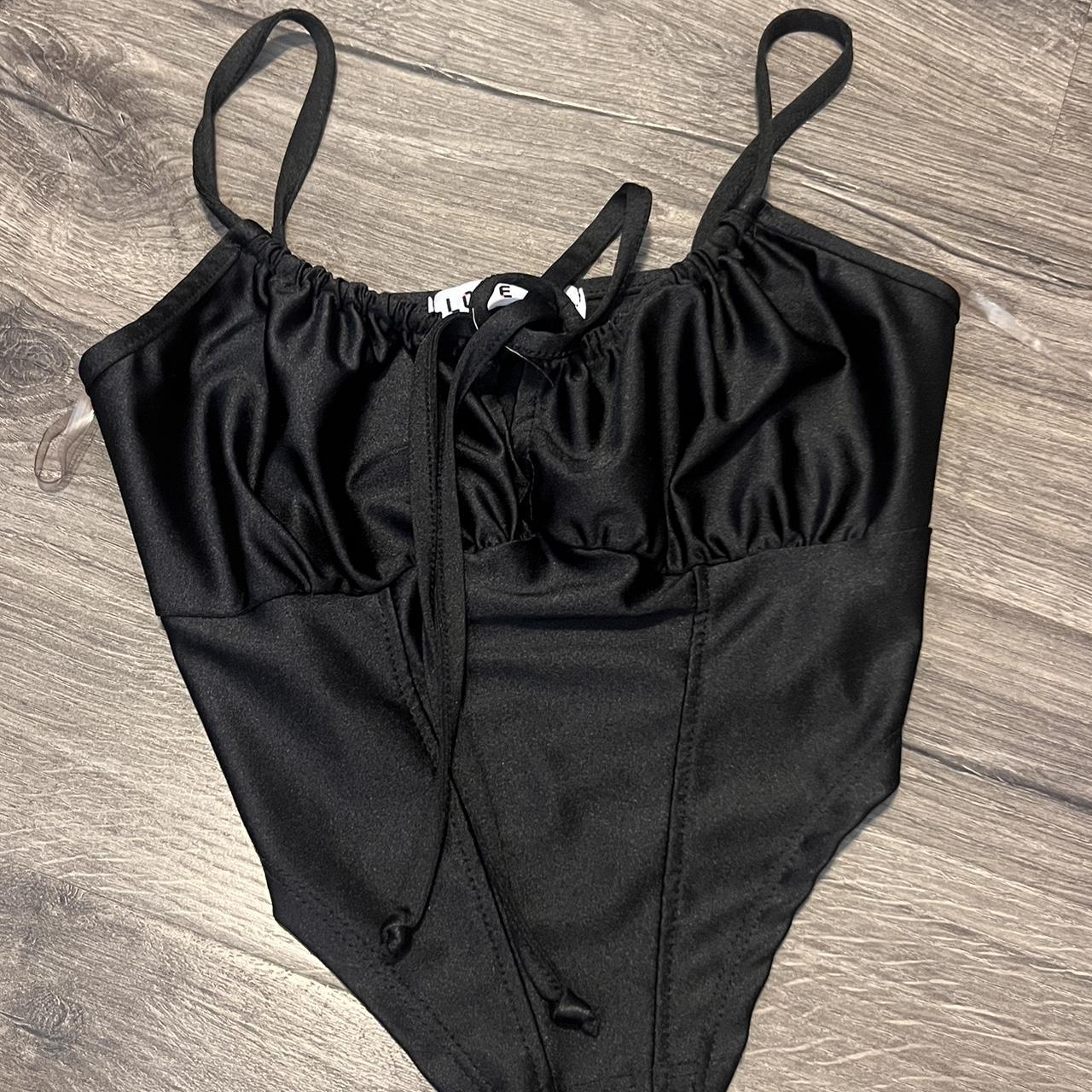 black corset low cut cami too #corset #black #cami - Depop