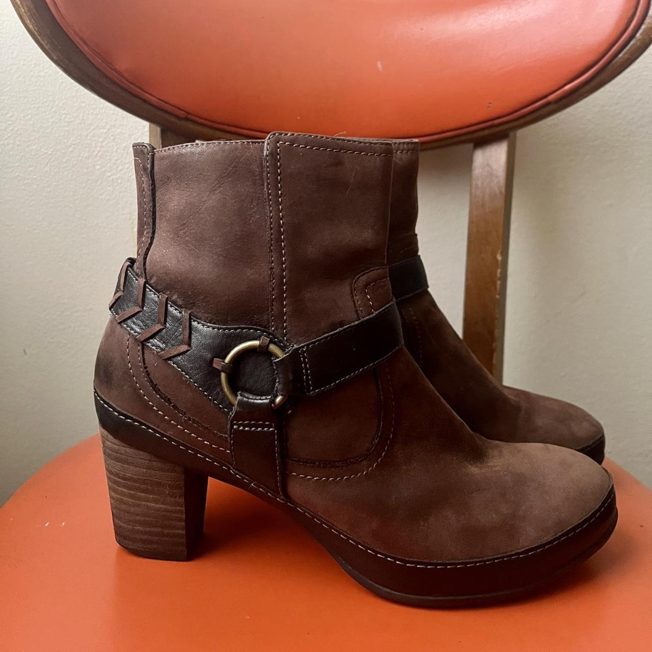 clarks ladies brown ankle boots