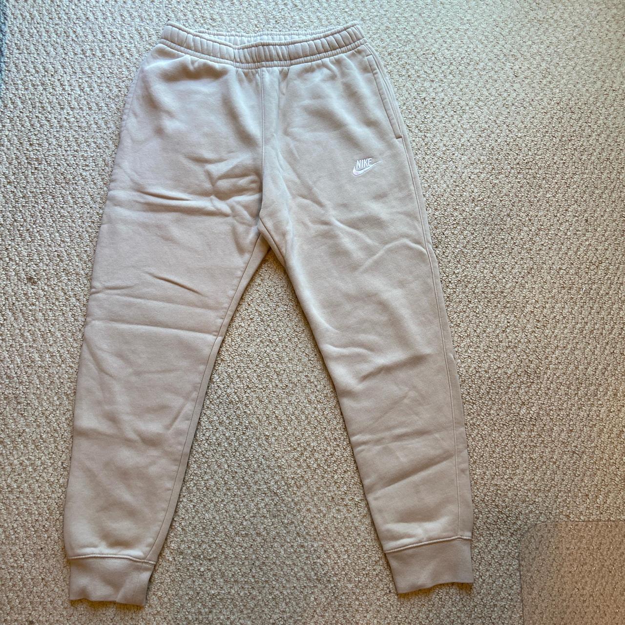 cream nike joggers mens