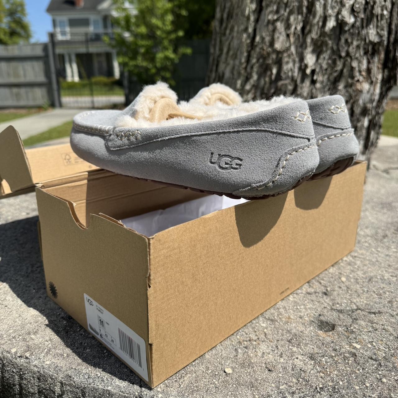 【18％OFF】 new ugg ansley slippers, size 11 womens, mens 9, comes 靴