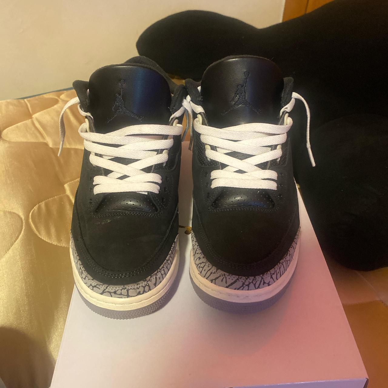 women's size 9 in mens jordans