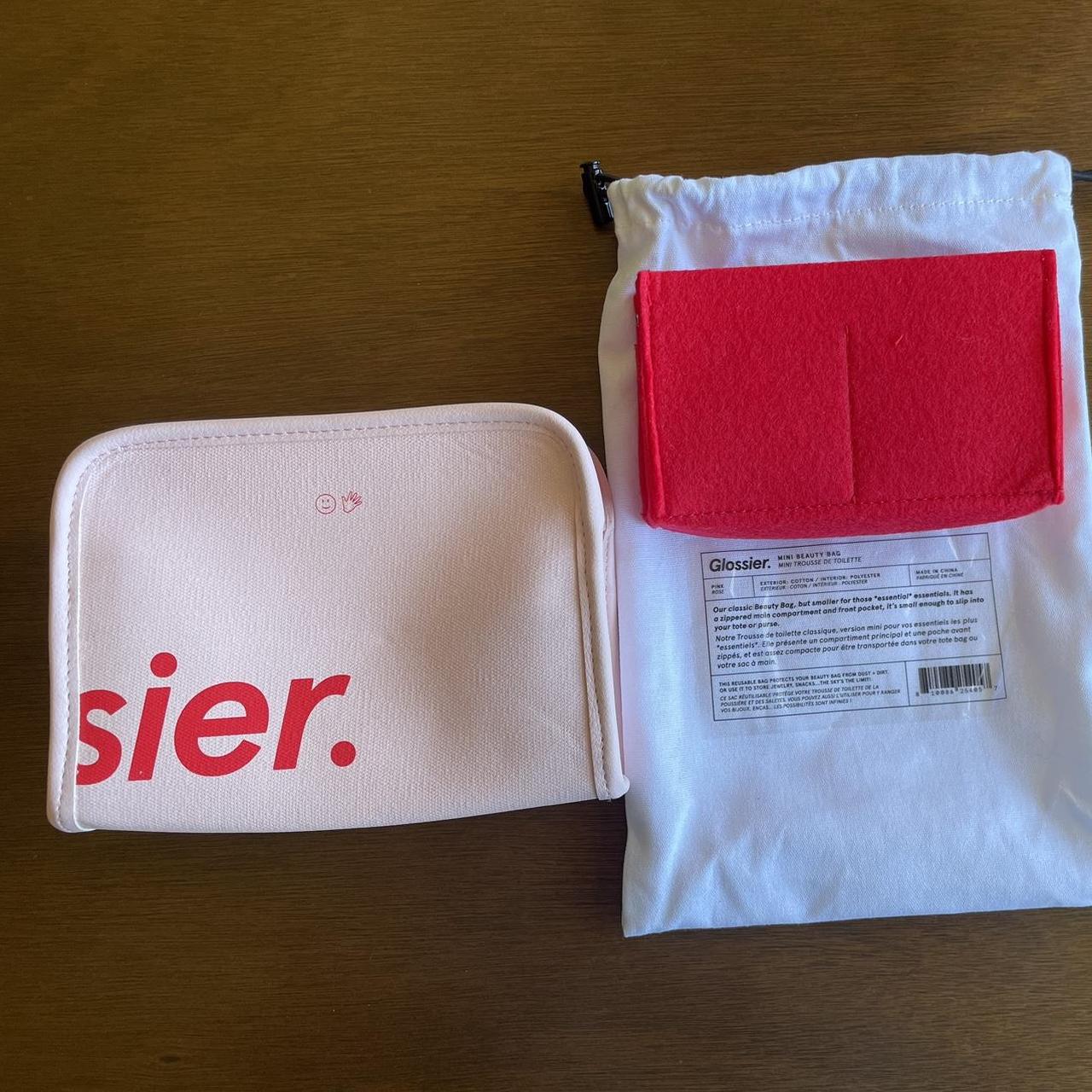 glossier mini pink beauty bag with insert and dust | Depop glossier mini pink beauty bag with insert and dust | Depop