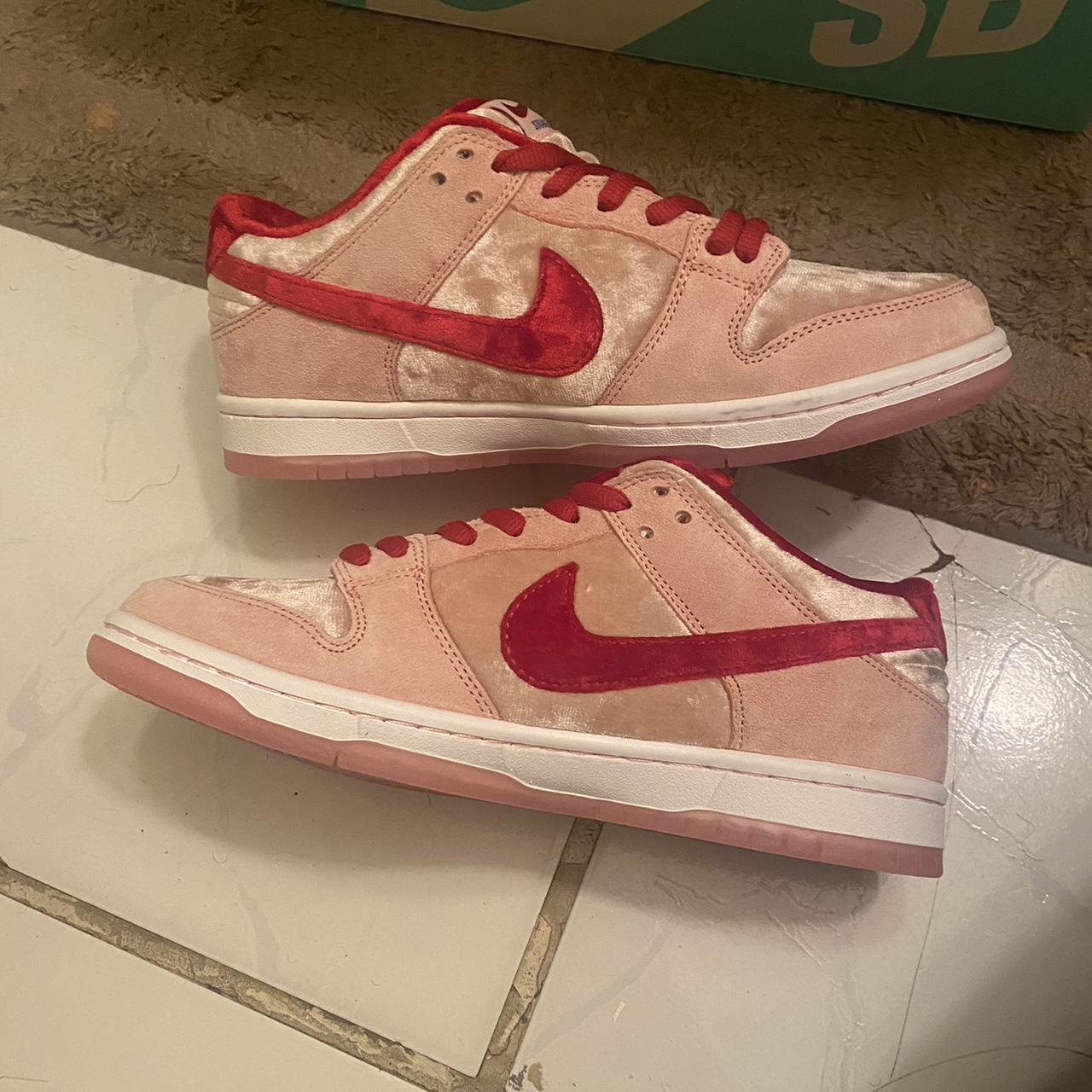 nike sb dunk strangelove special box