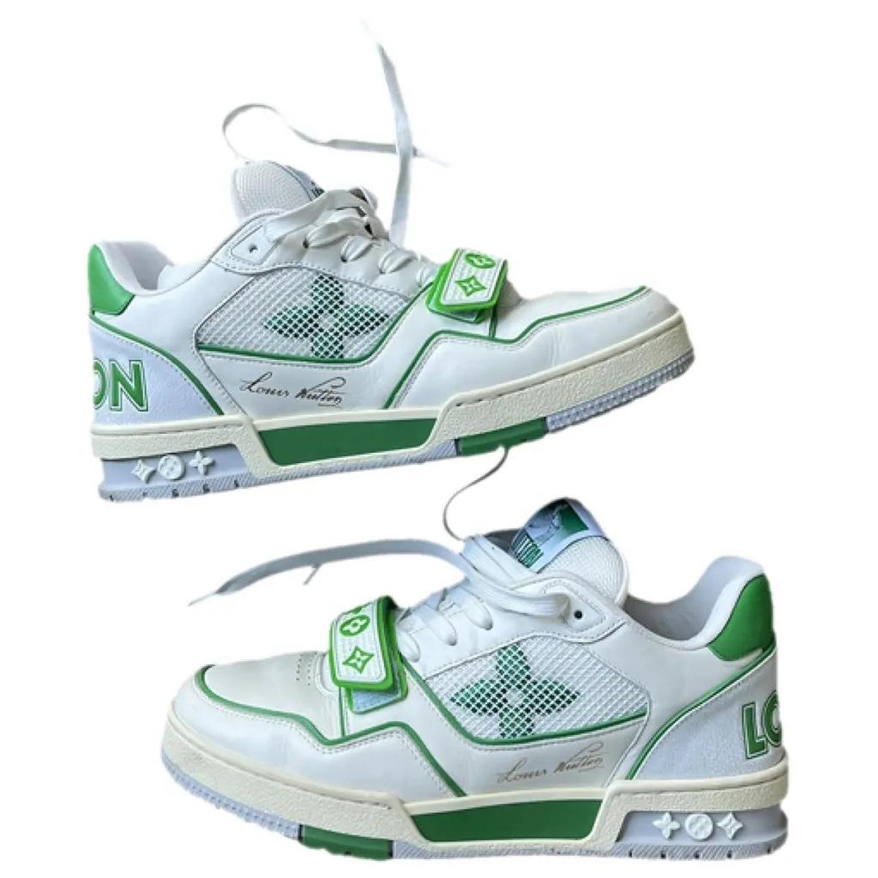 item listed by luxbarb