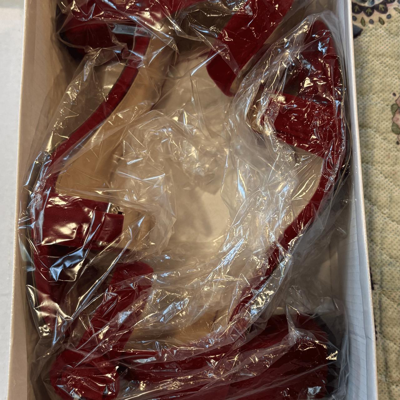 Source Unknown Women's Pumps - Red - US 6 – Red O… - image 3