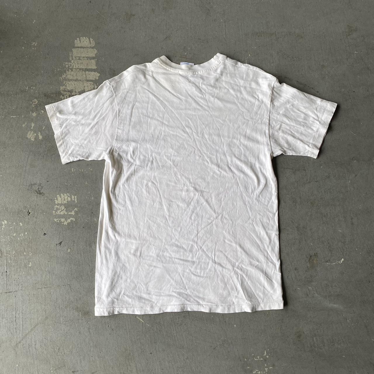 Arizona Men's White T-shirt | Depop