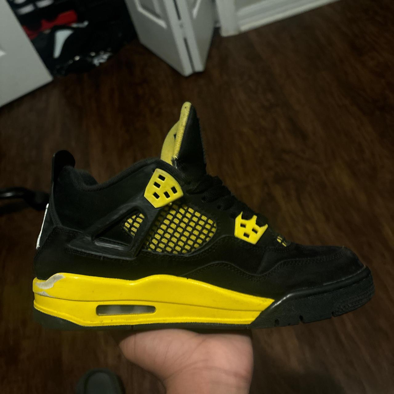 Air Jordan 4 Retro Thunder Decent Conditions Depop