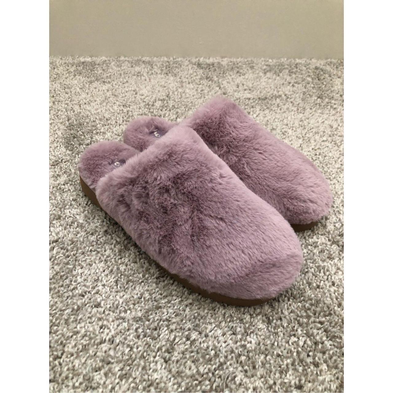 Koolaburra best sale fuzzy slides