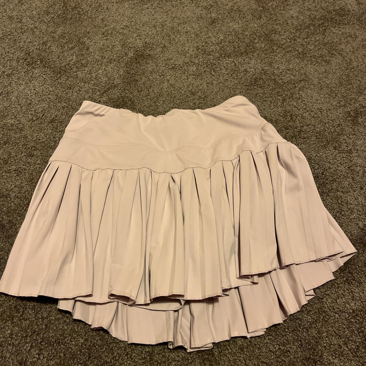 Gold hinge dupe skirt super cute for summer and tennis Depop