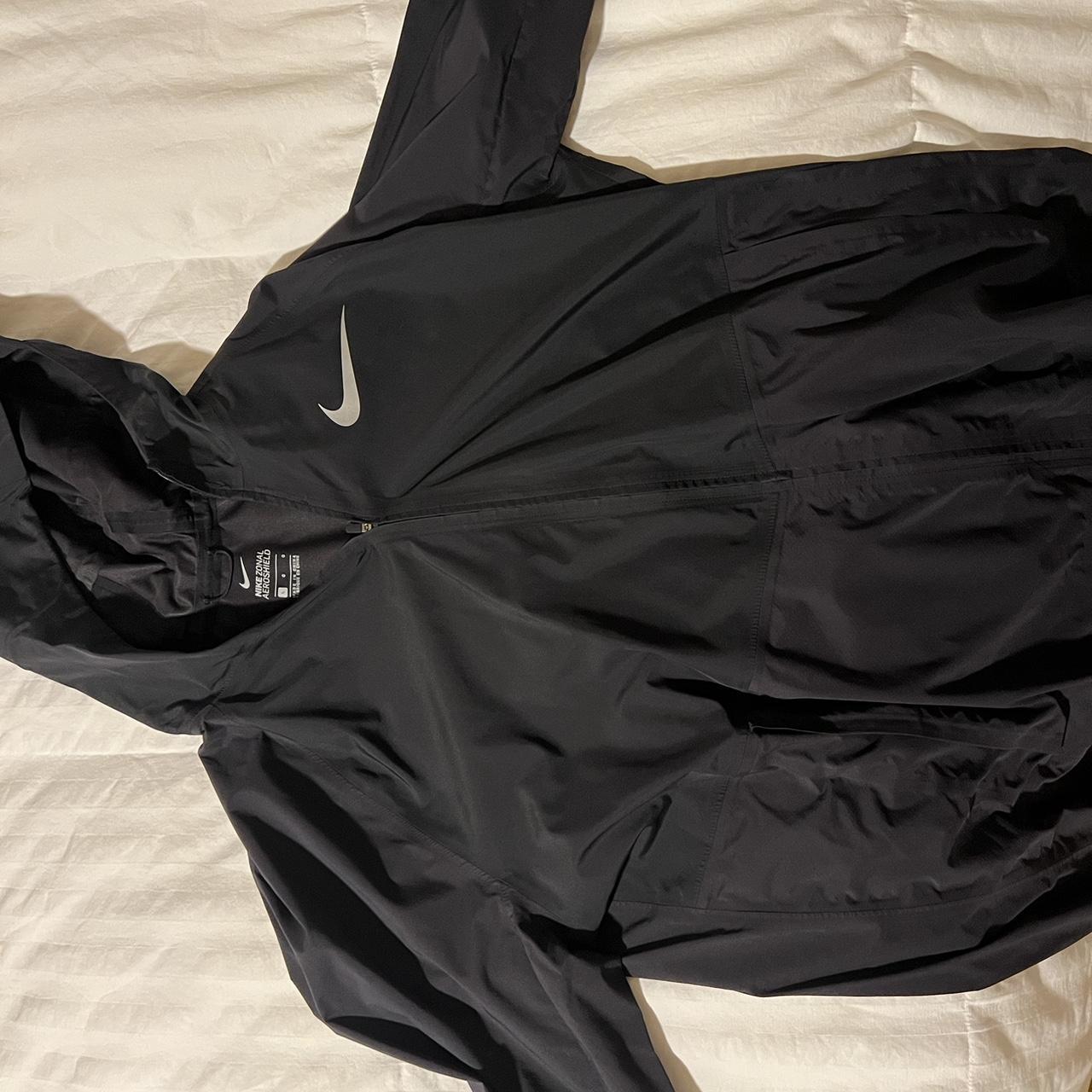 nike aeroshield windbreaker