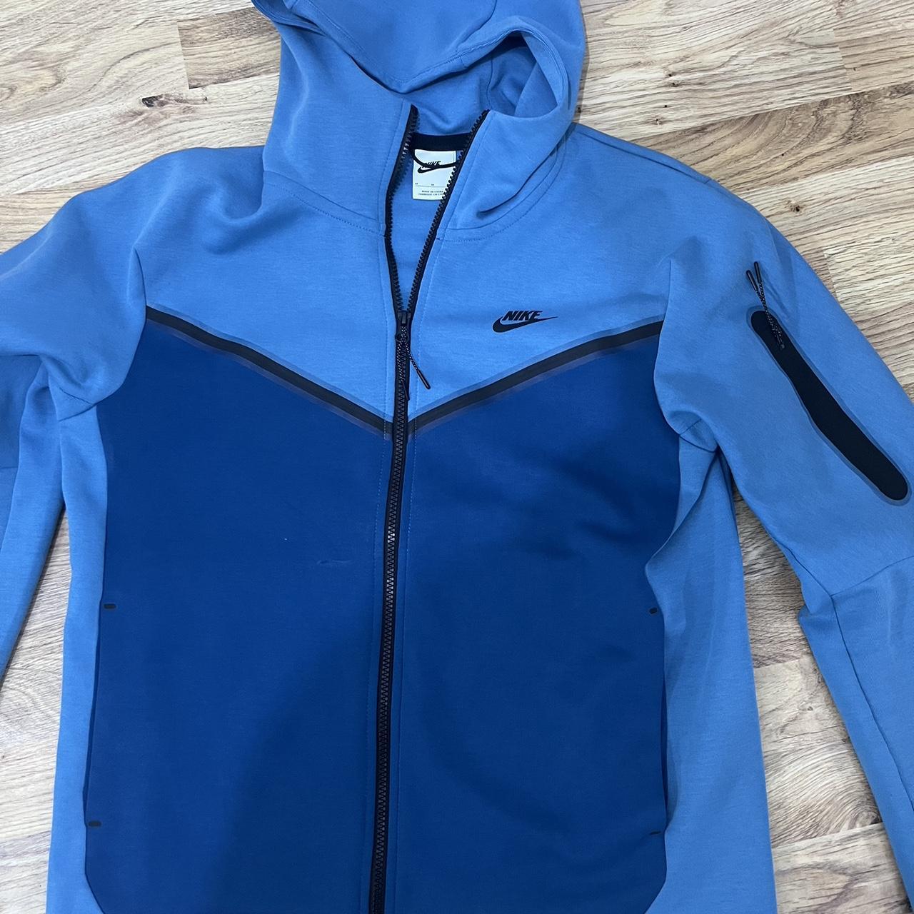 old season nike tech fleece light blue