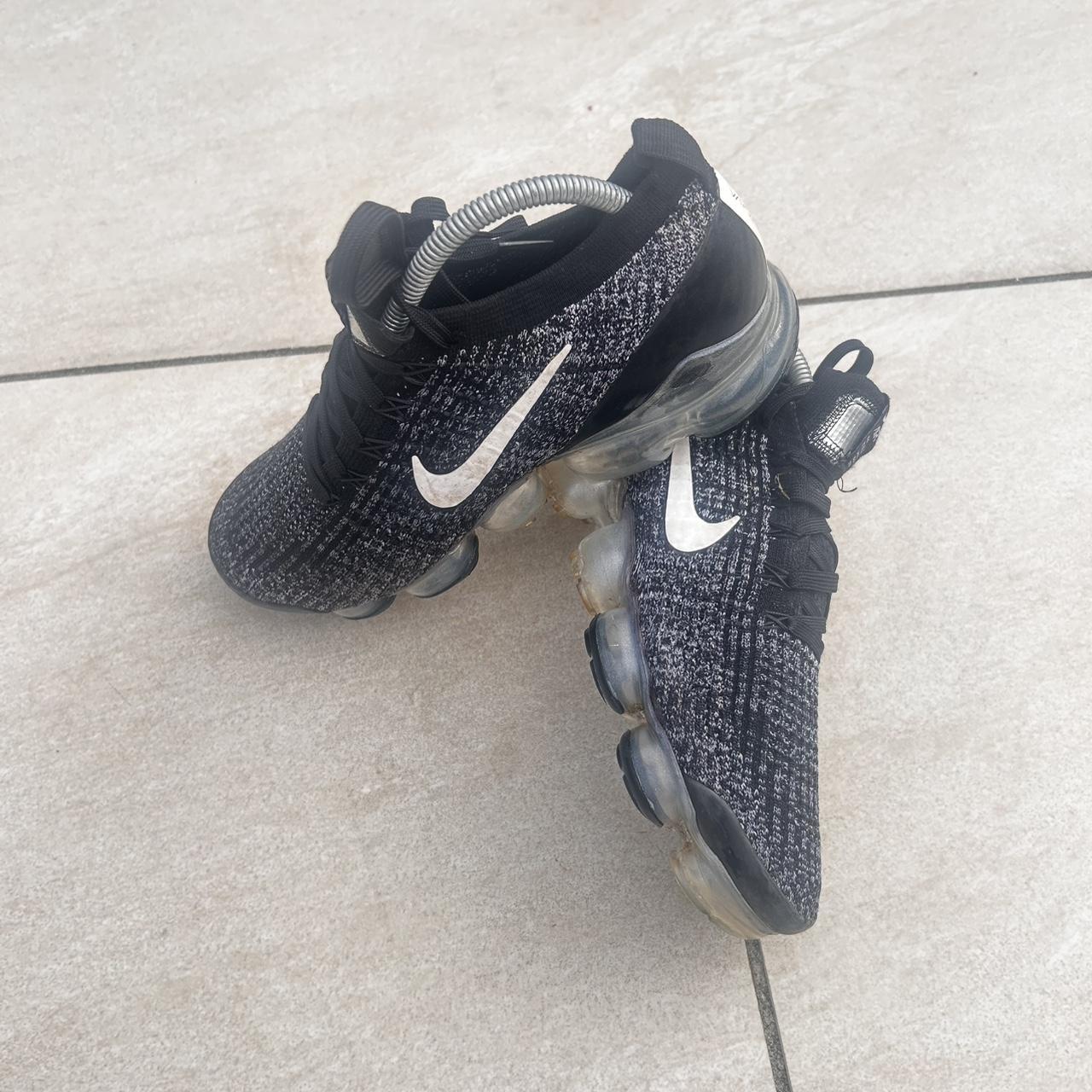 vapor max flyknits