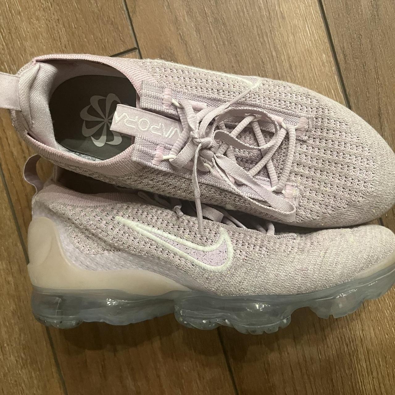 vapor maxes purple