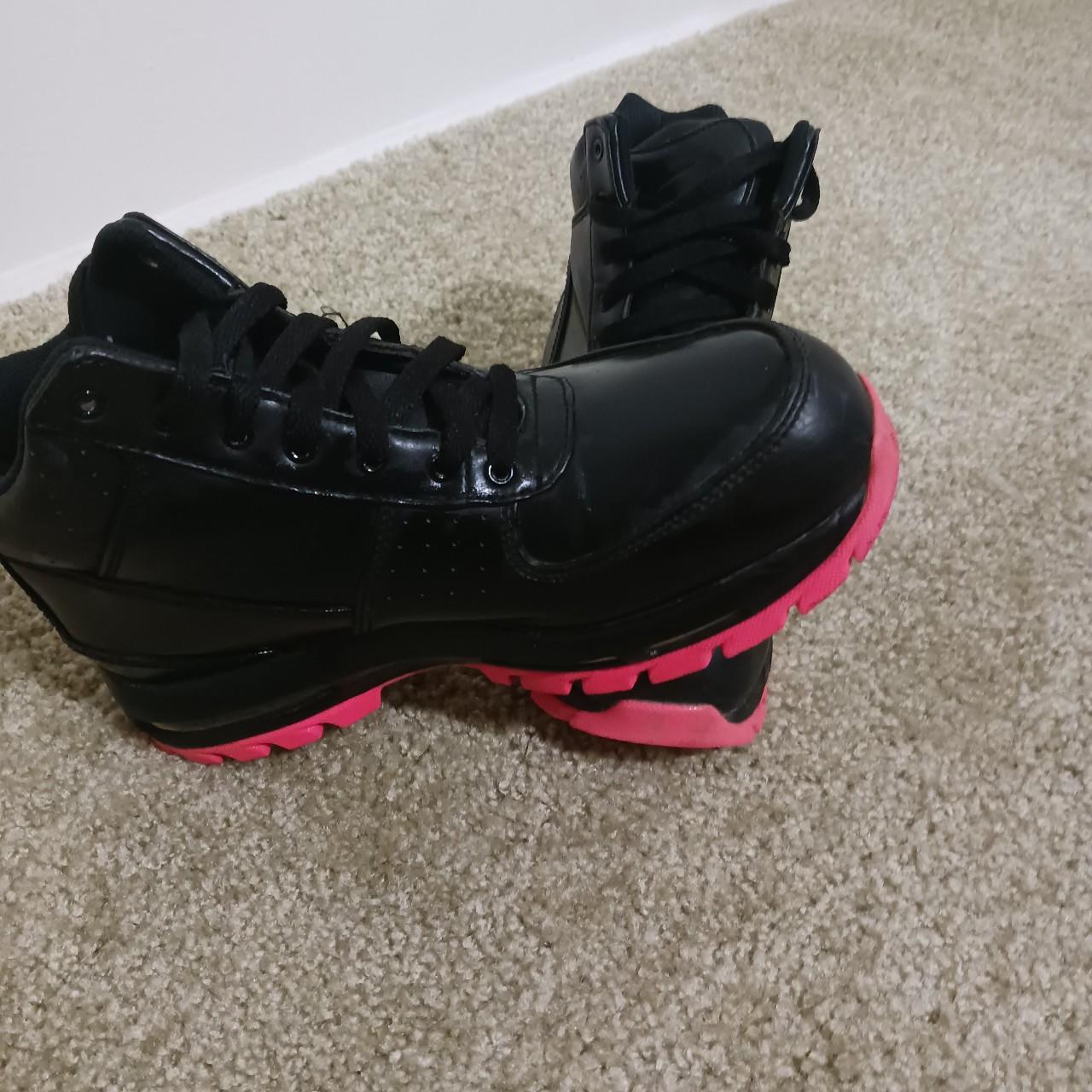 GOADOME GS NIKE ACG BOOTS BLACK PINK SIZE 7 Y Depop