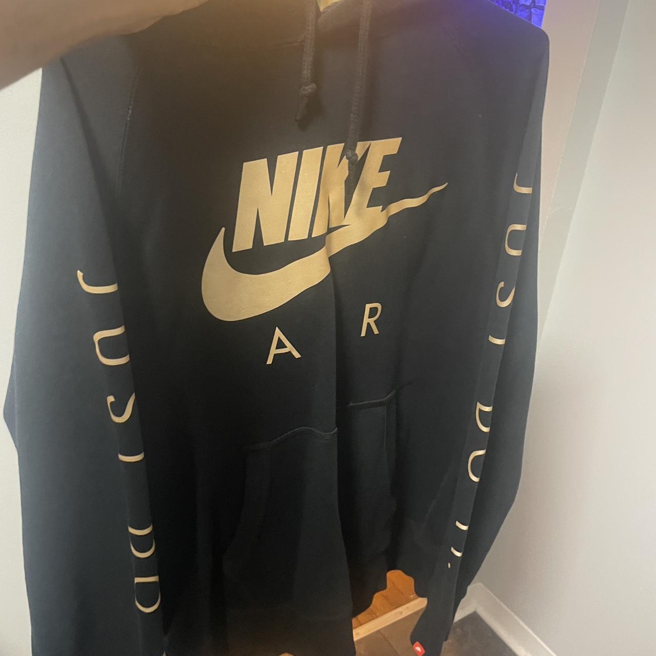 nike black and gold clothing