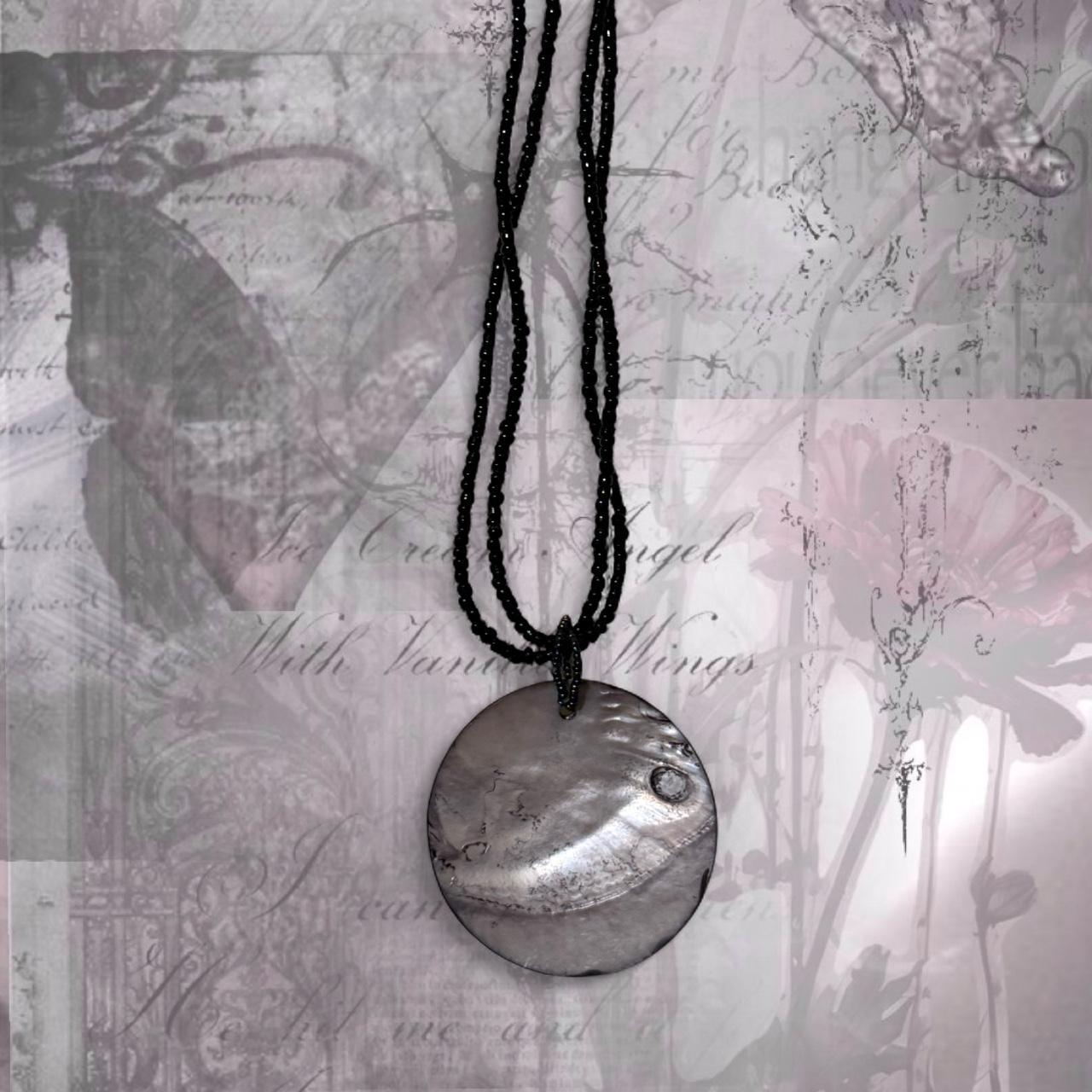 Women's Necklace - Silver/Multi – Silver shell pe… - image 2