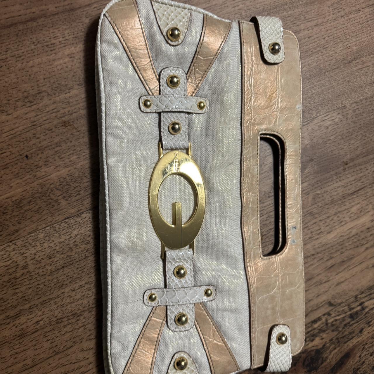 item listed by shoevker1