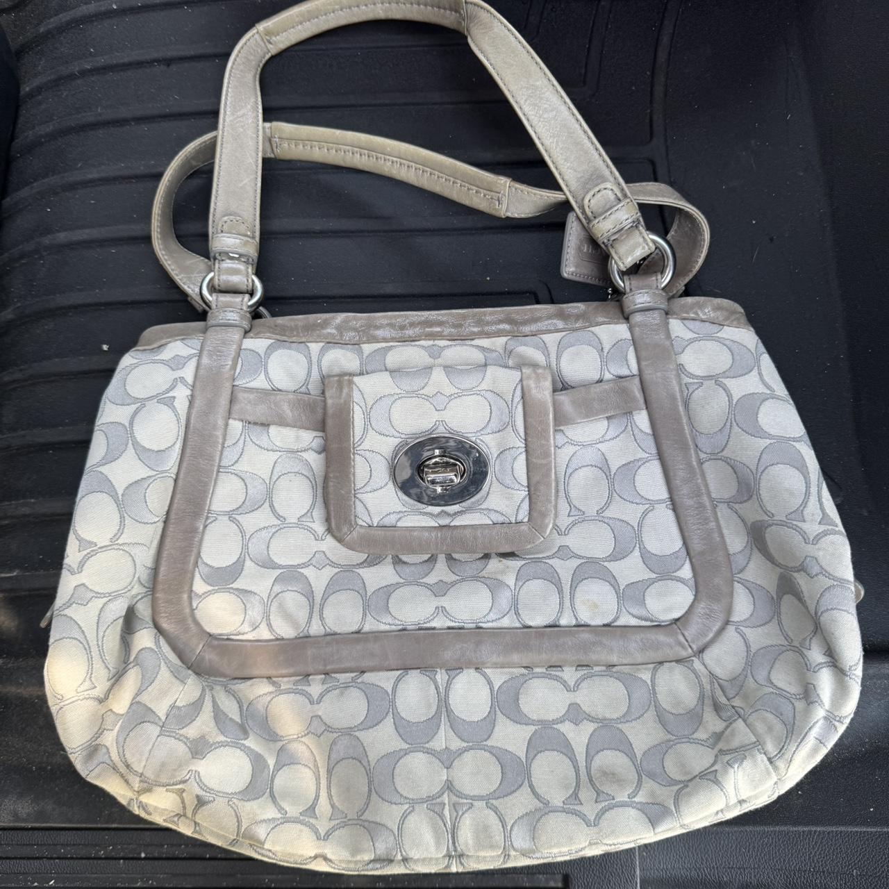 item listed by shoevker1