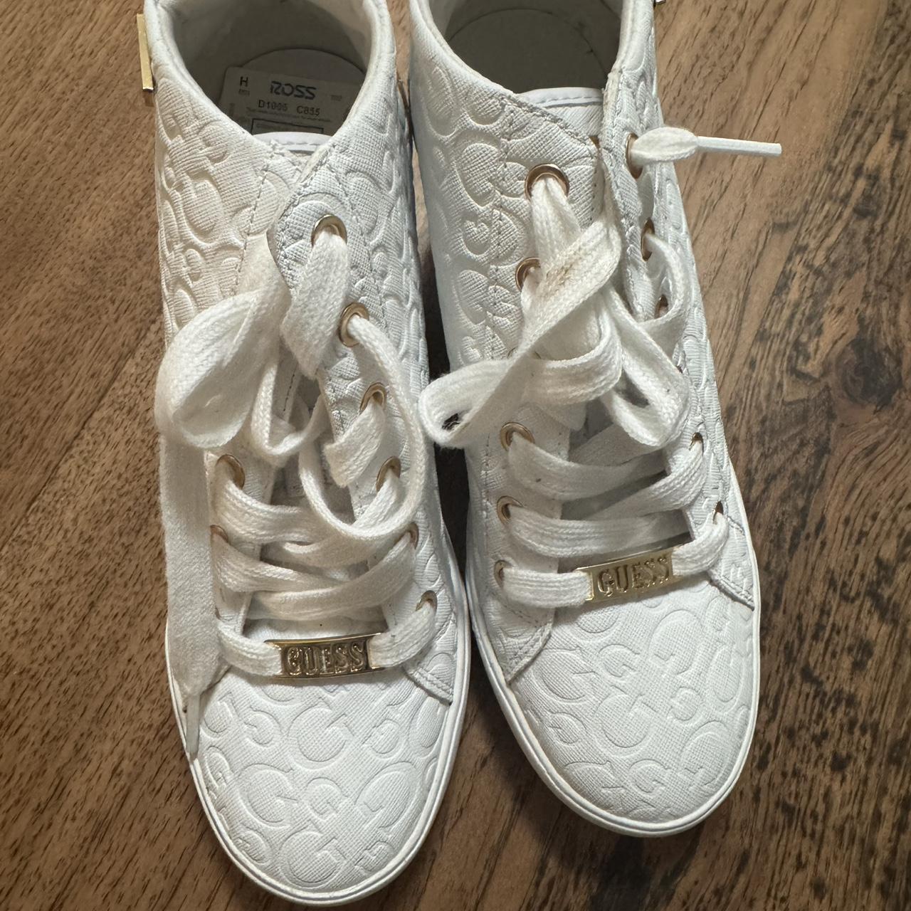 item listed by shoevker1